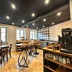 מלון Tuchhaus 3*