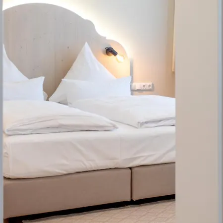 Tuchhaus 3* Volkach