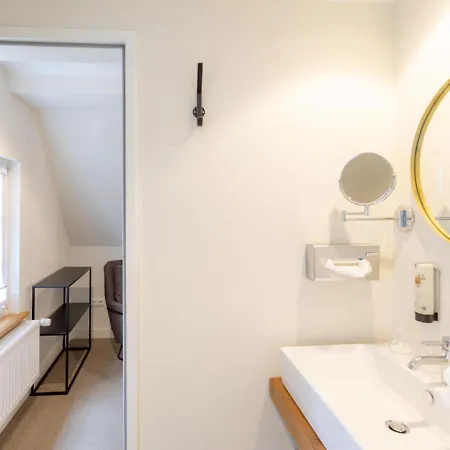 ホテル Tuchhaus 3*