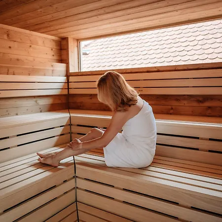 Tuchhaus 3* フォルカッハ