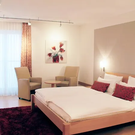 Tuchhaus ホテル フォルカッハ