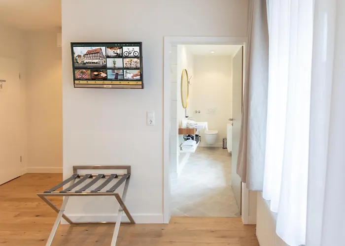 Hotel Tuchhaus 3*