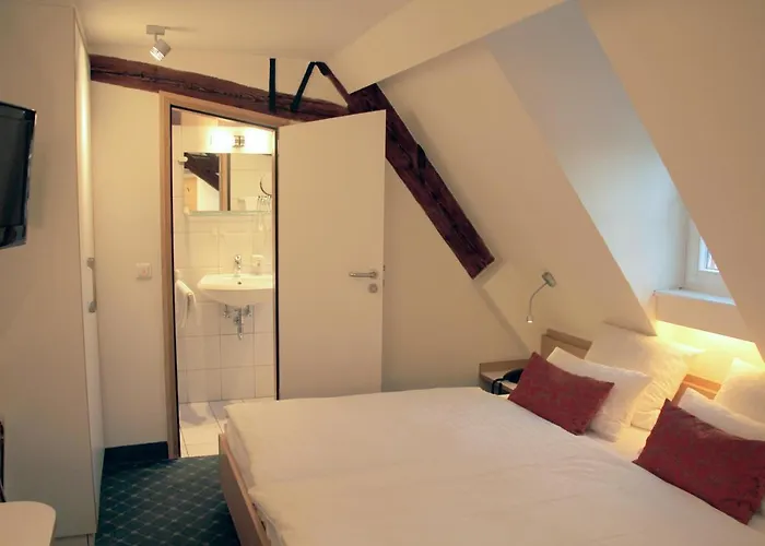 Tuchhaus Hotel