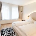 Hotel Tuchhaus 3*