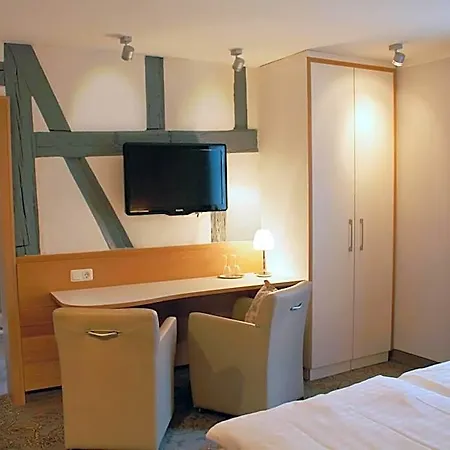 Tuchhaus Hotel 3*