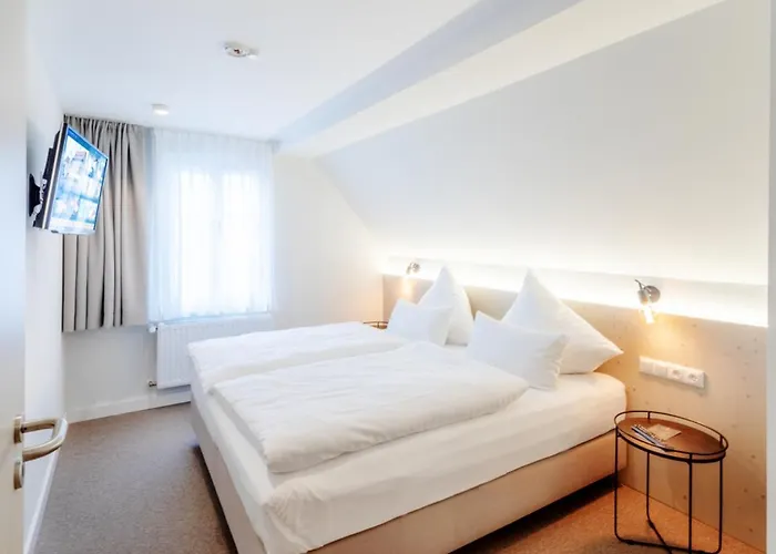 Tuchhaus 3* 폴카흐